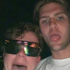 Stream Emil Jansen music