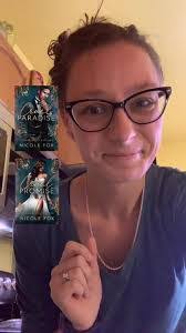 Nichole Fox's Instagram, Twitter & Facebook