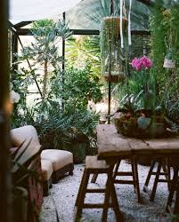 Wintergarten Ideen Pflanzen Orchidee Holz Tisch Gemusebeet Pflanzen Garten