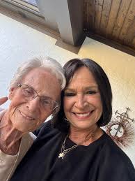 Joan Spiller Ashcraft (@joansashcraft_hamnerrealestate) • Instagram photos  and videos