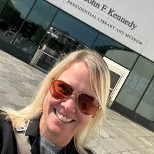 Lacey McGowan (laceymcgowan)