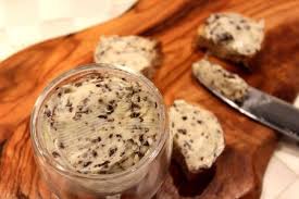 Beurre A La Truffe Pour Ceux Qui Aiment Cuisiner Truffe Recette Truffe Alimentation
