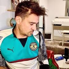 1 day ago · luego de que la familia de chano moreno charpentier emitiera un comunicado para informar que el músico está internado en el sanatorio otamendi tras haber sido baleado por la policía en pleno. Chano Moreno Charpentier Music Argentina Keepface