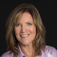 Kris Carroll's Instagram, Twitter & Facebook