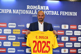 Les clubs, les entraîneurs et les meilleurs buteurs de tous les continents se sentent reconnus équitablement tout en reflétant une juste pondération de la force de chaque continent. Foto Video Cristian Dulca Este Noul SelecÈ›ioner Al Echipei NaÈ›ionale De Fotbal Feminin FederaÈ›ia RomanÄƒ De Fotbal