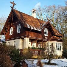 Das schweizerhaus befindet sich in bremen, stadtteil schwachhausen, ortsteil bürgerpark, hollerallee, findorffallee, parkallee.das haus wurde 1872 nach plänen von jacob carl scheinpflug errichtet. Haus Im Bremer Burgerpark Werder Bremen Bilder Style At Home Werder Bremen