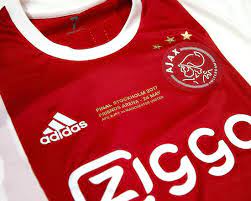 De return van de andere halve. Ajax Prasentiert Europa League Finaltrikot Nur Fussball