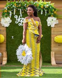 Pin By Ngbanda Hotto On Kente African Fashion Dresses African Clothing Styles African Formal Dress