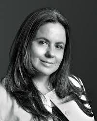 Laura Semple's Instagram, Twitter & Facebook