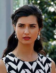 tuba bykstn tuba byjykystyn born 5 july 1982 is a turkish actress following appearances in television commercials bykstn made tuba tuba buyukustun woman smile