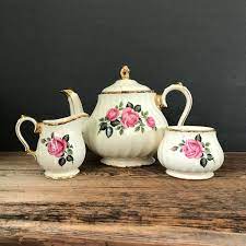 Sadler Rose Tea Set Vintage Sadler Teapot Cream And Sugar Etsy In 2021 Tea Sets Vintage Tea Pots Tea Set