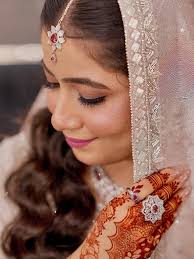 Engagement..💍❤️ . . @aqsadanishsalonandspa 💄🪞 . #engagement #photography  #karachiweddings #fyp #instagram #instadaily #insta #engaged #ringceremony  #love #foryoupage #newsfeeds #new #newpost #bride #makeuplooks  #engagementday #indoorshoot #instagood