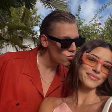 cam graves (@camgravess) • Instagram photos and videos