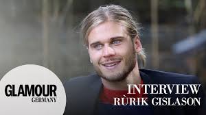 #sexyrurik erobert gerade das netz. Rurik Gislason 6 Fakten Uber Den Fussballer Video Video Elyas M Barek Auslachen Fussballspieler