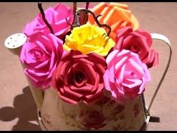 Comment faire une fleur en papier crépon ? Comment Faire Des Roses En Papier Facile Diy Paper Roses Youtube