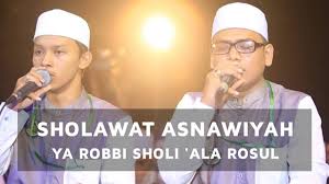 Do'a tholabah 1 memiliki lirik awal berbunyi yaa robbi sholli 'ala rosul li muhammadin sirril 'ula do'a tholabah 1 terdapat di album seri 1 di album. Ya Robbi Sholli Ala Rosul Sholawat Asnawiyah Azzahir Terbaru Full Bass Chords Chordify