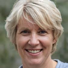 Stacey Sharp's Instagram, Twitter & Facebook