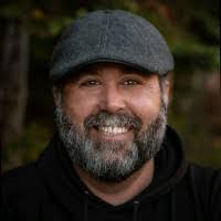 Michael Tomasek's Instagram, Twitter & Facebook