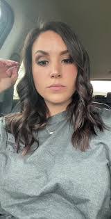 Danielle Tolar's Instagram, Twitter & Facebook