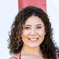 Erin Hamill's Instagram, Twitter & Facebook