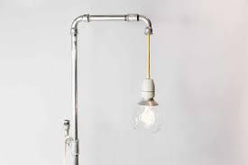 Stehlampe Selber Machen Aus Rohren Im Industrial Style Diy Anleitung Flaschen Lampen Stehlampe Und Lampe Selber Bauen