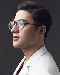 Fave of the bunch 🙌🏻 M: @smartc_orange Fit: @gfrmanila @amicustailor P:  Carl Michael Baylon Face: @theglutaloungeph @nursekate.tgl  @kylejavierrr.tgl #alagangkateyap #alagangtheglutalounge