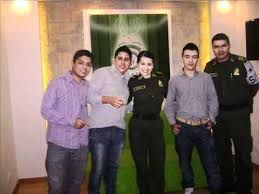 Medellin is a broadcast radio station from colombia, playing reggaeton, salsa music. Cuna Radio Policia Nacional Armenia 101 4 Fm Youtube