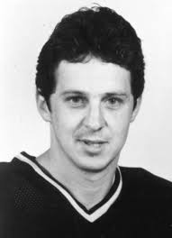 Player photos for the 1970-71 Montreal Junior Canadiens at hockeydb.com