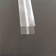 Transparent plastic bags are one of the most playful and alluring trends circulating within the blogosphere and gracing the catwalks. Transparent Plastic Bag Zipper Qichang Tape