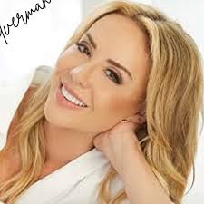 Ezt a plasztikai beavatkozást soha ne vállald be: kitálalt a  plasztika-függő írónő