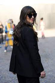 Dakota mayi johnson is an american actress and fashion model. Dakota Johnson 16 Pony Looks Mit Denen Sie Das Trendpotenzial Der Frisur Beweist Vogue Germany
