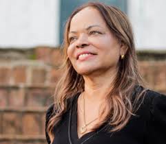 Conheça Edna Gomes, pré-candidata à prefeitura do Cabo de Santo Agostinho