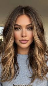 Yesenia Galarza's Instagram, Twitter & Facebook