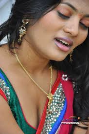 Sakshi agarwal looks enticing in a shimmery red saree. Soumya New Actress Photos Hd Latest Images Pictures Stills Of Soumya New Actress Filmibeat