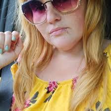 Brandy Potts's Instagram, Twitter & Facebook