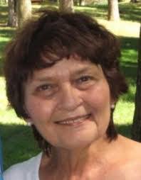 Nancy Hinz's Instagram, Twitter & Facebook