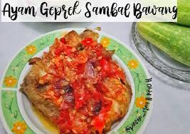 Ayam bisa diolah menjadi berbagai macam menu atau sambal untuk ayam geprek itu sendiri beragam, mulai dari sambal goang, sambal bawang, sambal kencur, sambal korek dan lain sebagainya. Resep Ayam Geprek Sambal Bawang Nikmat Dan Praktis Permataboga Website