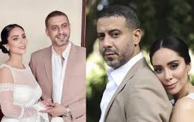 تحرص الفنانة بسنت شوقى، على التقاط أجمل الصور مع خطيبها الفنان محمد فراج ونشرها عبر حسابها على إنستجرم، حيث دائما تنشر لقطات عفوية لهما وصور من المهرجانات التى يحضرونها سويا، كما تتغزل في خطيبها من خلال كلمات حب و غرام و كلمات داعمه له. J91oimqq0wt9hm