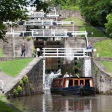 The route takes in the likes of skipton, burnley, blackburn and wigan. The Leeds And Liverpool Canal Holiday Cruising Guide And Map