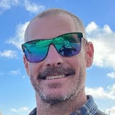 Diamond Spencer's Instagram, Twitter & Facebook