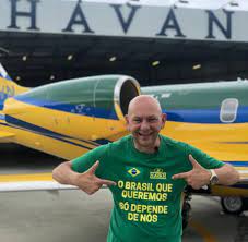 Luciano hang traz para brusque o cantor fábio jr. Luciano Hang Vai Para Brasilia Com O Brasil Jet Acompanhar A Posse Do Presidente Jair Bolsonaro Economia Radio Araguaia