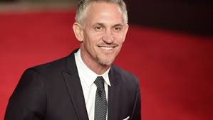 Gary lineker has reportedly signed up to take in a refugee into his home. Lineker Twittert Auf Deutsch Verdammte Holle