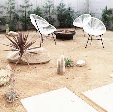 Do you seek landscaping ideas, view pictures, landscaping tips. Domino Desert Backyard Landscaping Backyard On A Budget Sand Backyard