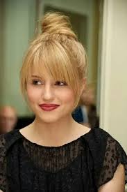 A hairstyle with blunt bangs is not only a fashionable accessory but also a means to fix your look. 40 Best Hairstyles For Fat Faces Women 2021 Styles At Life