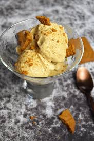 Glace Au Speculoos De Cyril Lignac La Recette Si Cremeuse Gateau Creme Glacee Glace Vanille Sans Sorbetiere Glace