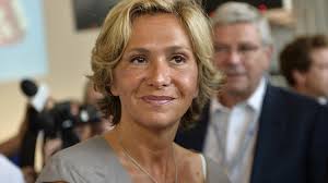 Londres: après le choc du Brexit, l'attente