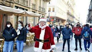 La campania è zona gialla perché il governo ha interpretato la situazione al 25 ottobre che era migliore perché avevano assunto misure più cautelative rispetto al resto del paese. 5e7pn2qaypiikm