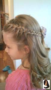 37 Beste Ideen Fur Hochzeitsfrisuren Fur Kinder Blumenmadchen Half Up Half Down 37 Best Ideas For Wedding Hairstyl Kids Hairstyles Hair Styles Girl Hairstyles