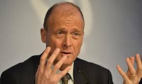 Thomas Enders: Positions, Relations and Network