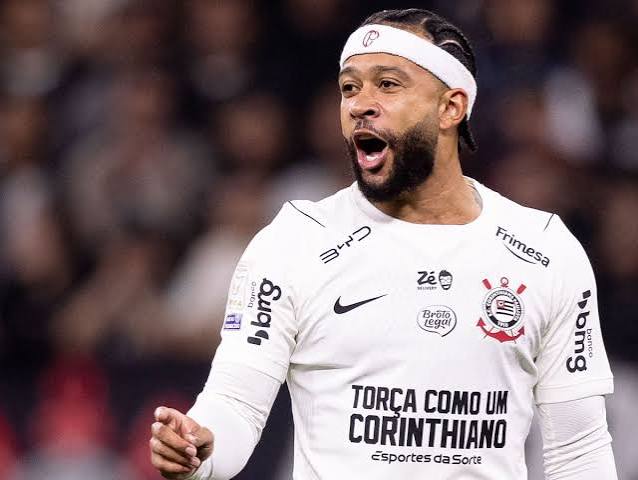 Corinthians: Memphis desembarca no Brasil para acertar renovação | CNN  Brasil